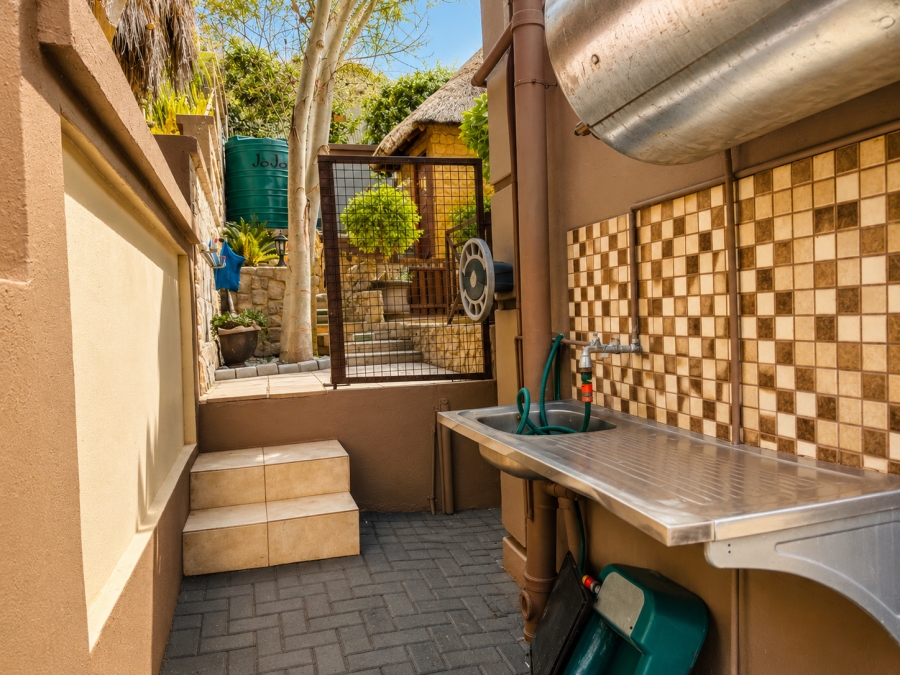 4 Bedroom Property for Sale in Wilkoppies North West